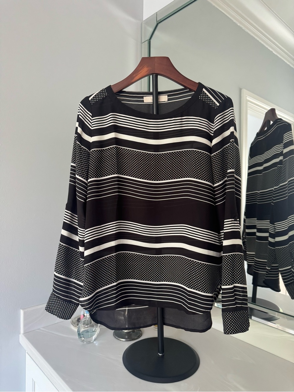 Loft Striped Black & White Long-Sleeve Blouse US Small